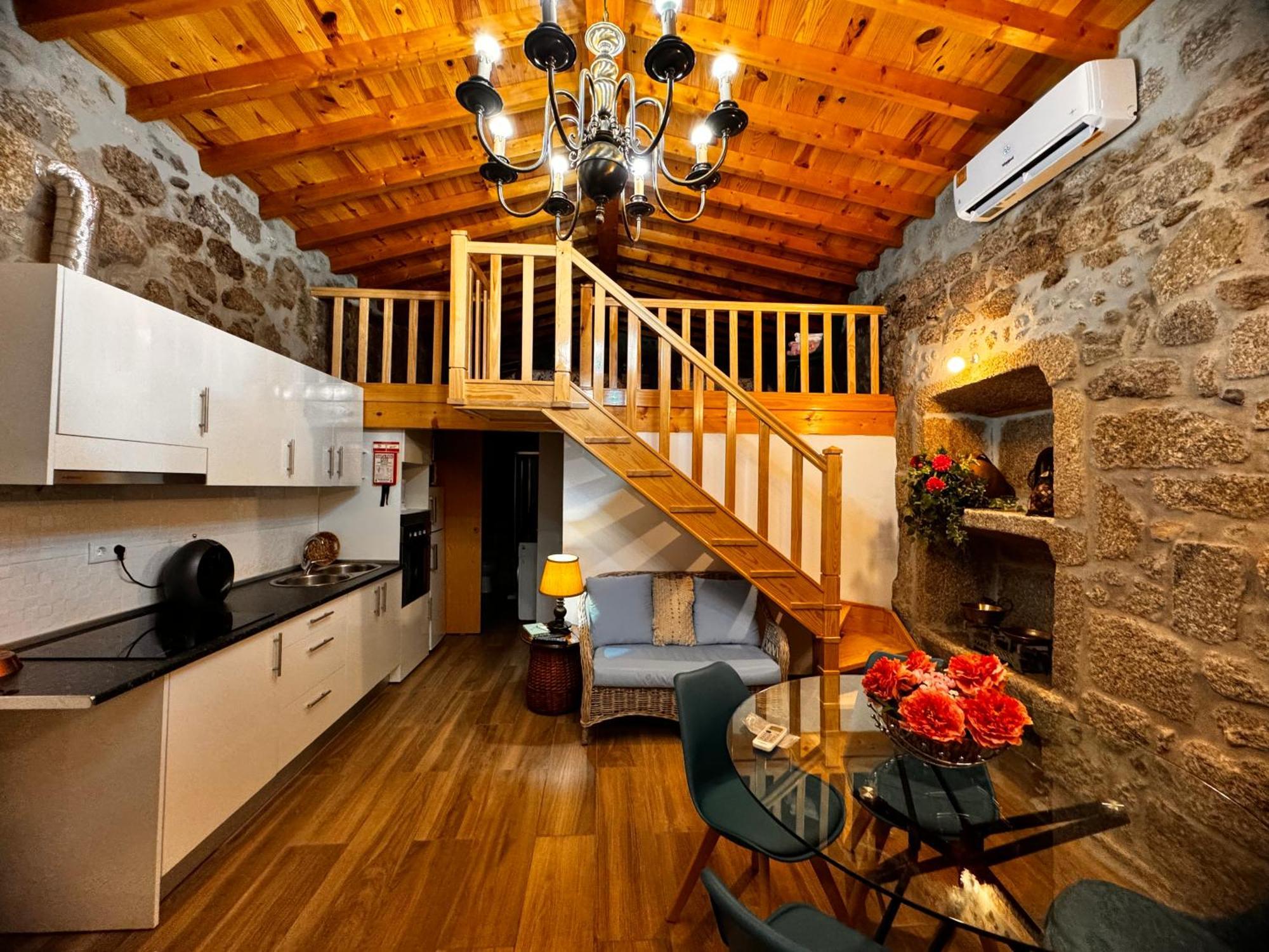 Alpedrinha Casa Da Vila - Apartamento Duplex מראה חיצוני תמונה